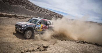 Nasser Al-Attiyah attacca sempre con la Mini all4 Racing