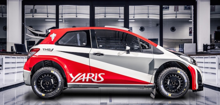 La Toyota Yaris WRC nelle officine di Colonia con la nuova livrea ufficiale