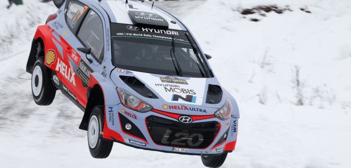 La Hyundai di Neuville balza al comando