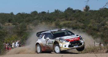 La Citroen DS3 di Kris Meeke in azione.