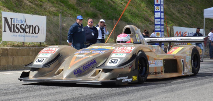 Christian Merli allo start della Coppa Nissena, di cui ha vinto entrambe le manche.