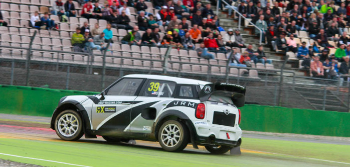 La Mini affidata a Way in azione Hockenheim