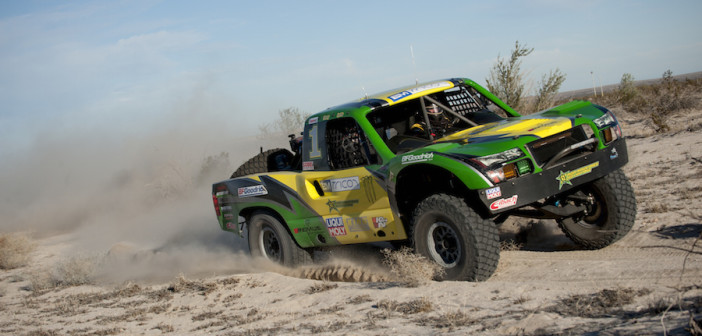 Armin Schwarz in azione con il suo mostro del deserto.