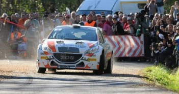 La 208 di Bonato da spettacolo nelle Cevennes.