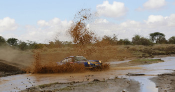 Stig Blomqvist nel vittorioso rally africano.