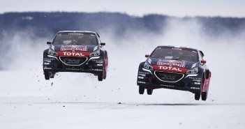 Le Peugeot 208 WRX  di Loeb e Hansen in azione sui ghiacci Svedesi di Are.