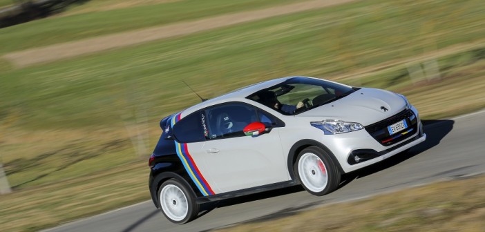 La Peugeot GTi/NOVE leone dal cuore sportivo