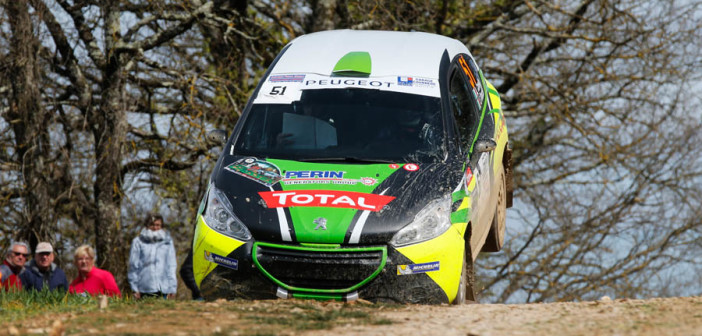 La Peugeot 208 R2 di Carella in versione maximum attak nella seconda tappa.