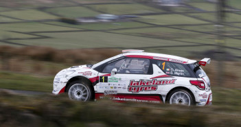 La Citroen DS3 di Breen a caccia della vittoria.