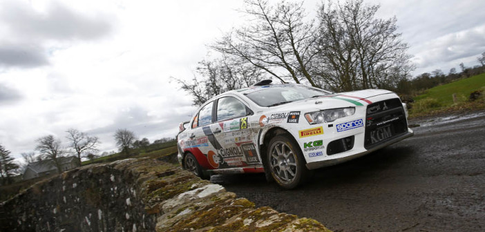 La Mitsubishi di Scattolon sulle strade d'Irlanda.