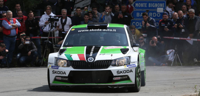 Umberto Scandola in azione sulle strade di Sanremo.