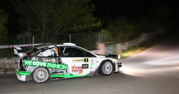 I fari della Focus WRC di Paolo Porro nella notte dell'Elba.