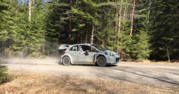 La Yaris nel primo test con Hanninen - Credit Photos Tweeter Miika Wuorela