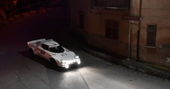 La Stratos di Comas nella notte del Targa.