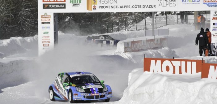 La Renault Clio3 di Dubourg in azione sulla pista di Serre Chevalier