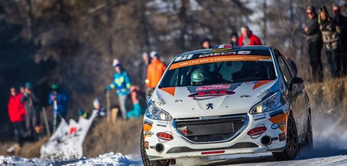 La Peugeot R2 di Astier sulla neve di Montecarlo