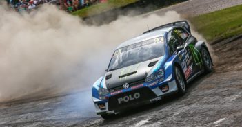 Solberg e la Polo a Lydden Hill si fumano tutti