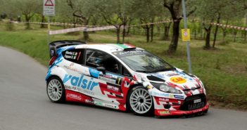 Stefano Albertini mette subito alla frusta la sua Fiesta WRC.