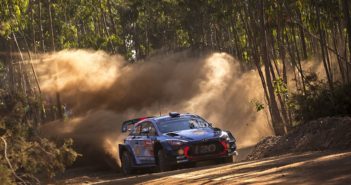 Neuville parte a tutta a caccia del tris.