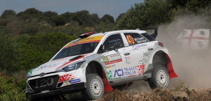 La Hyundai R5 di Fabio Andolfi in azione sulle speciali Sarde