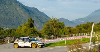 La Fabia di Rossetti all'attacco dei tornanti della Valtellina.