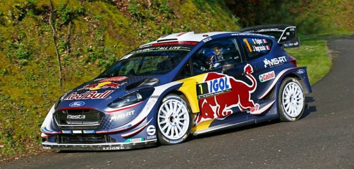 Ogier mette la Fiesta alla frusta e sulle strade di Corsica prende il volo. (Photo Sophie Grallion)