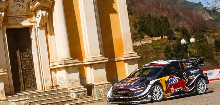 Loeb nonostante la modalità control allunga