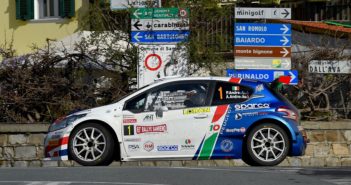 la Peugeot di Paolo Andreucci nello shakedown mattutino