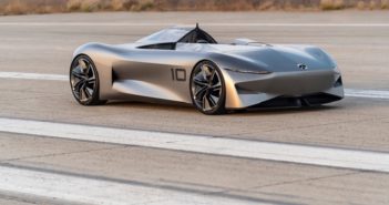 Le avveniristiche linee della Infiniti Prototype 10