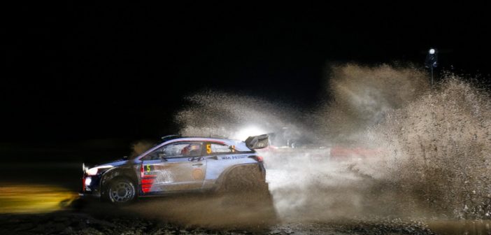 Neuville sulle speciali Gallesi nel 2018