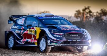 La Fiesta di Ogier mentre scalda i muscoli nello shake down