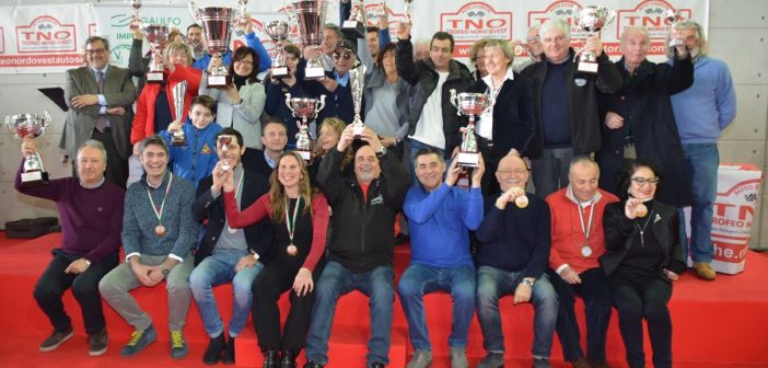 La foto di gruppo della premiazione del TNO