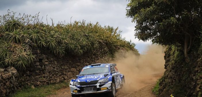 La Skoda Fabia di Habaj in azione sulle stage delle Azzorre.