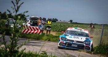 La Vw Polo R5 di Breen dominatore sulle strade di Ypres