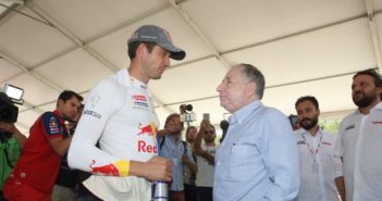 Jean Todt in visita ai teammm del WRC nel service di Marmaris.