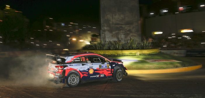 La Hyundai di Neuville protagonista dello show di Guanajuato.