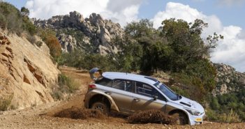 La Hyundai i20 R5 nei test di sviluppo a novembre 2019