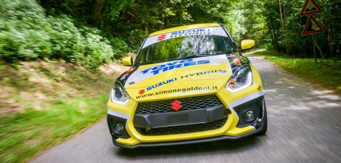 La nuova Suzuki Swift Hybrid muove i suoi primi passi con Simone Goldoni