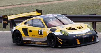 La Porsche di David Donner protagonista nelle prove libere della Pikes Peak