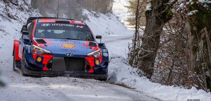 Tanak nella sua giornata di prove (Foto by JPX Julien Pixelrallye)