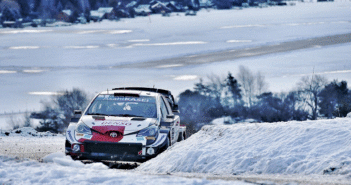 Il nuovo re del Montecarlo in azione tra neve ed asfalto.