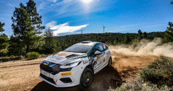 Pollara uno dei protagonisti italiani nel JWRC in azione in Sardegna.