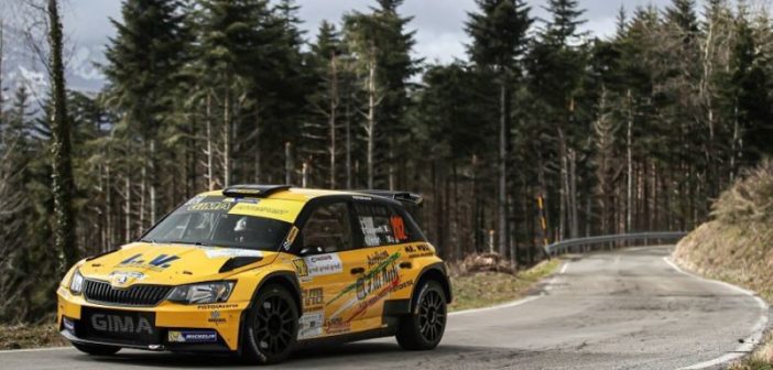 I vincitori Gasperetti e Ferrari con la Skoda Fabia R5 di Gima Autosport.