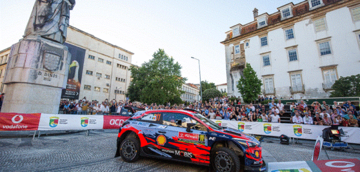 Neuville alla partenza del Portogallo 2019.