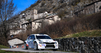 Fabio Andolfi impressiona sulle strade della Garfagnana.