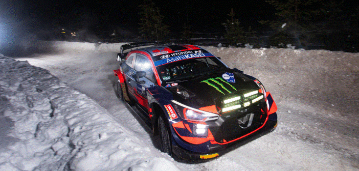 Oliver Solbrerg neo promosso tra le fila della line-up Hyundai 2022 al su debutto in WRC all'Arctic.