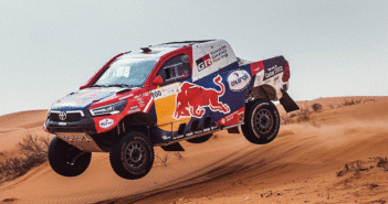 La Toyota Hilux T1 di Nasser nella sua ultima uscita vittoriosa all'Hail