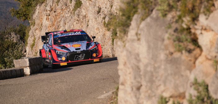 Neuville in uno dei tratti più guidati del Monte ..