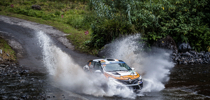 La Renault Clio Rally4 di Franceschi alle azzorre.