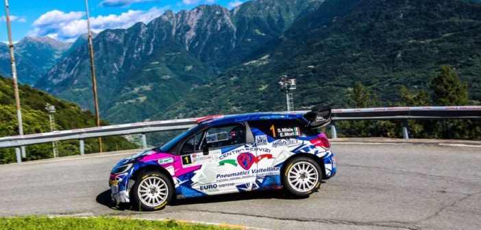 Simone Miele ed Eleonora Mori, sulle strade del Coppa Valtellina. (Foto Scalvazio)